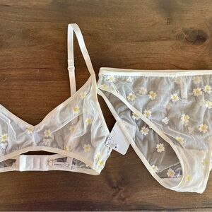Anemone White Floral Bra